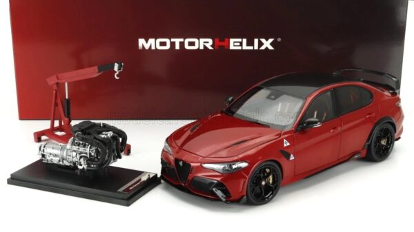 MOTORHELIX ALFA ROMEO 1:18 GIULIA GTAM WITH ENGINE AND ACCESSORIES 2021